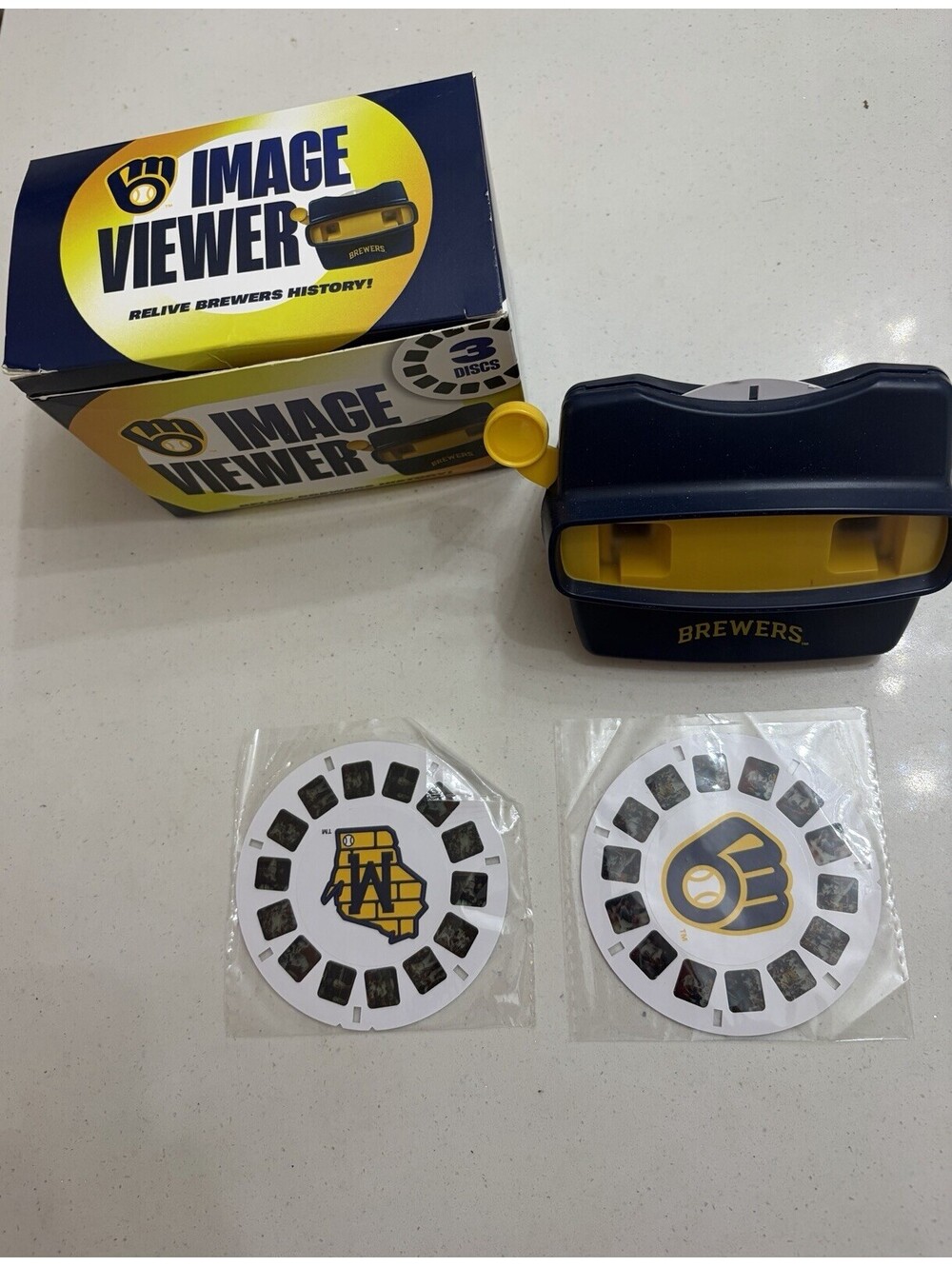 Milwaukee Brewers Image Viewer with 3 Reels 2024 SGA